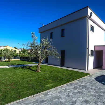 Jacky 포레치
